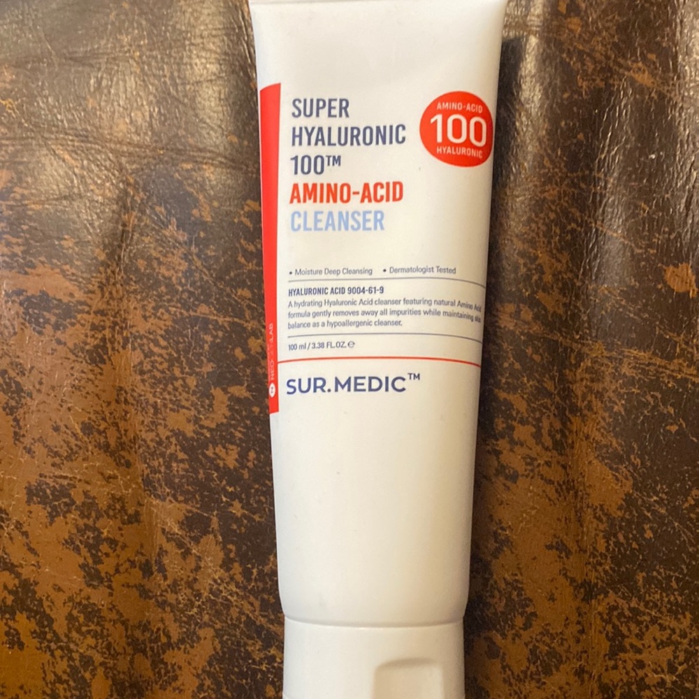 Sue Medic Super Hyaluronic 100 Amino Acid Cleanser